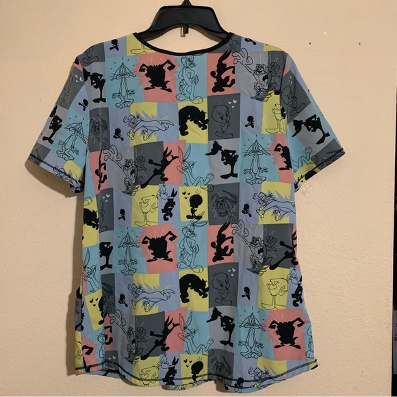 Looney Tunes V-neck Scrub Top Women's Size L Nurse Doctor Healthcare - Picture 6 of 8